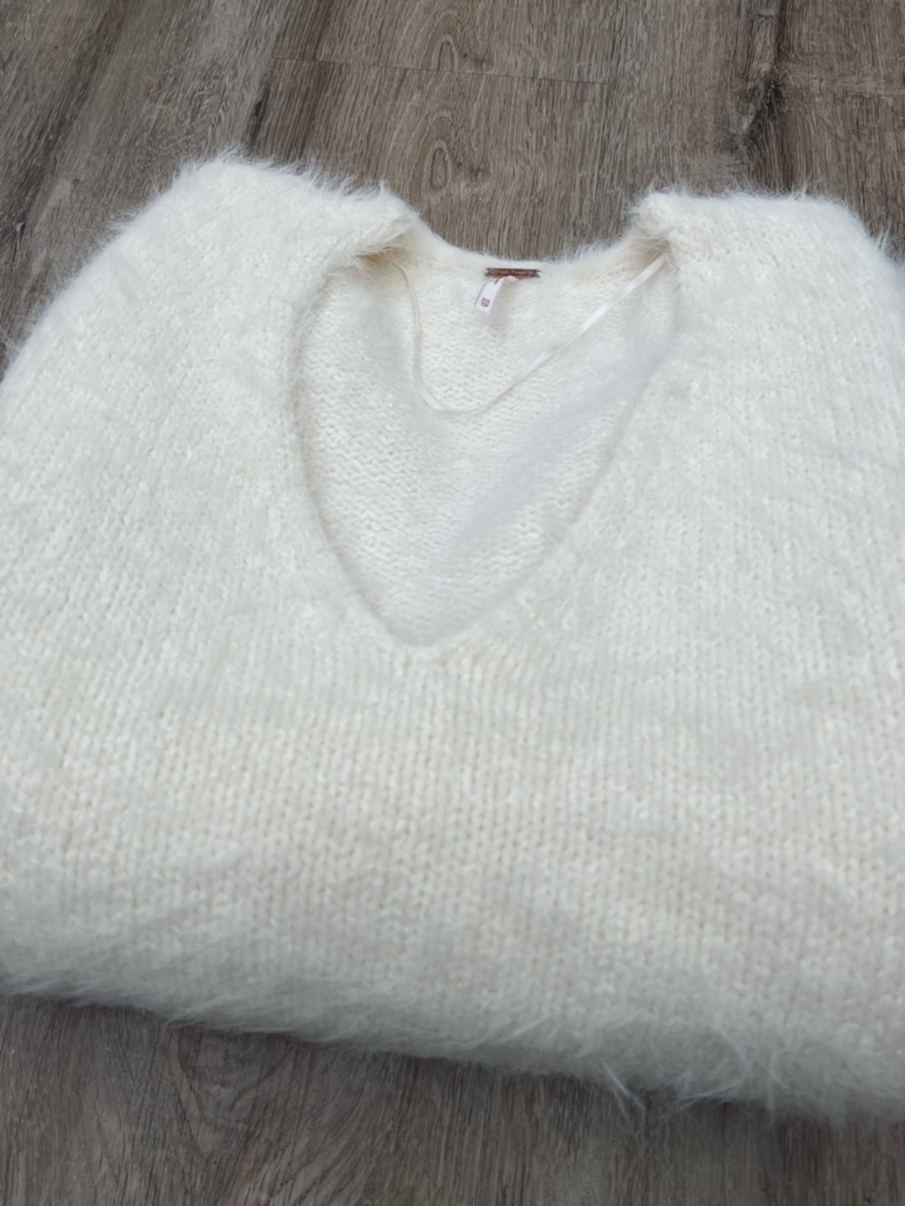 NWOT Free People Fuzzy V-Neck Sweater - Picture 4 of 8